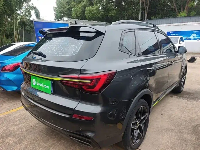 Roewe RX5 — Фото автомобиля 6