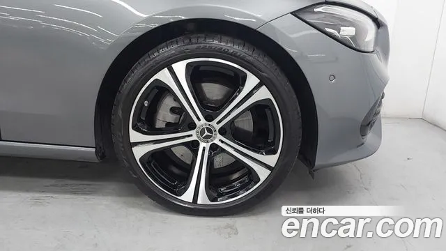 Mercedes-Benz C-Class — Фото автомобиля 5