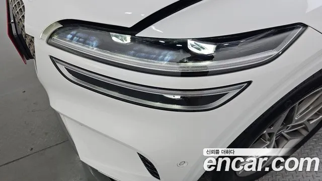 Genesis GV70 2.5T Бензин 2WD — Фото автомобиля 18