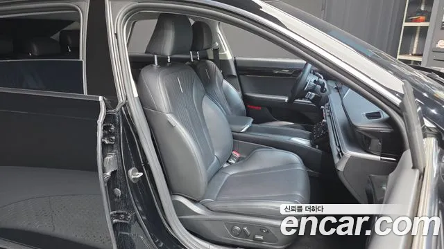 Hyundai Grandeur GN7 — Фото автомобиля 17