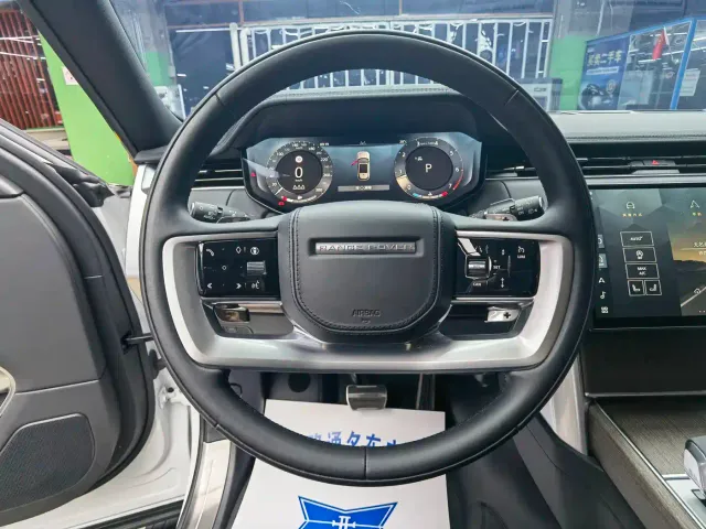 Land Rover Range Rover — Фото автомобиля 10