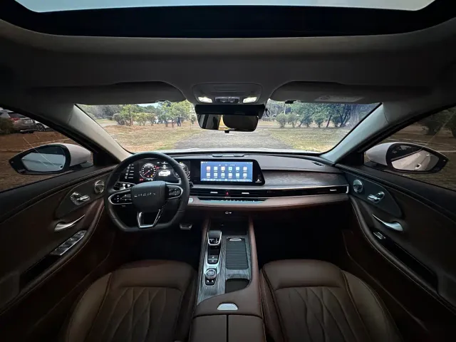 Chery Arrizo 8 — Фото автомобиля 7