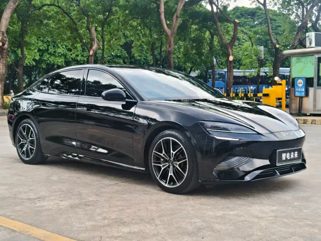 BYD Seal — Фото автомобиля 2