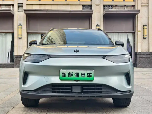 Leapmotor C11 — Фото автомобиля 2