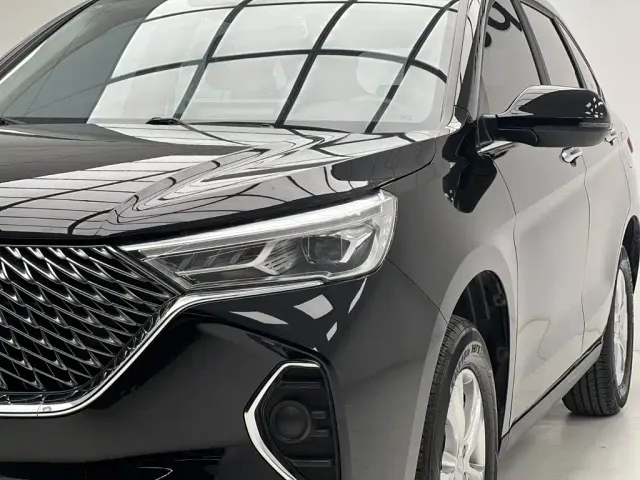 Haval M6 — Фото автомобиля 4
