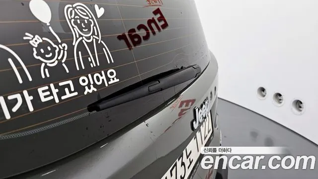 Jeep Renegade — Фото автомобиля 30