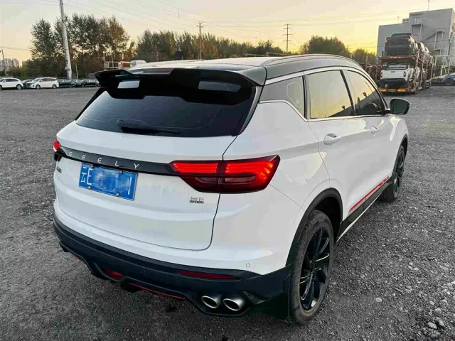 Geely Binyue — Фото автомобиля 14