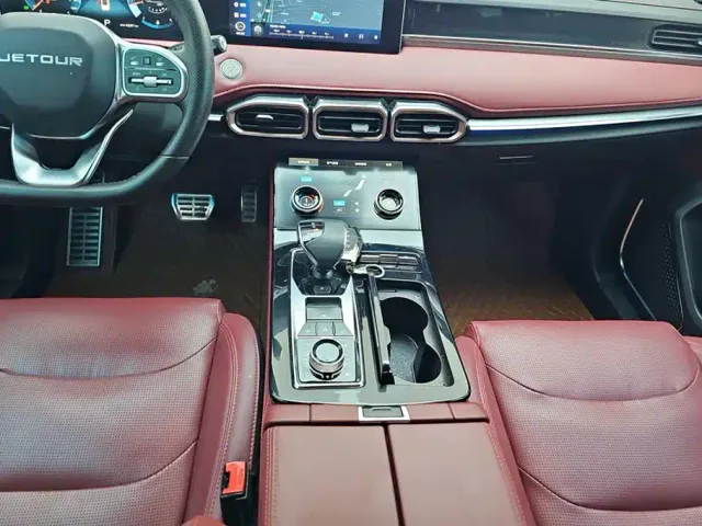 Jetour X70 Plus — Фото автомобиля 16