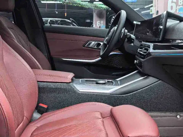 BMW 3 Series — Фото автомобиля 9