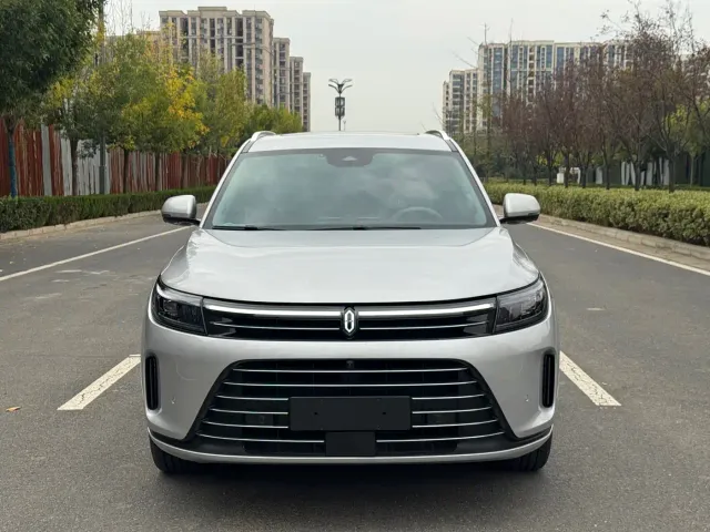 Aito M7 — Фото автомобиля 2