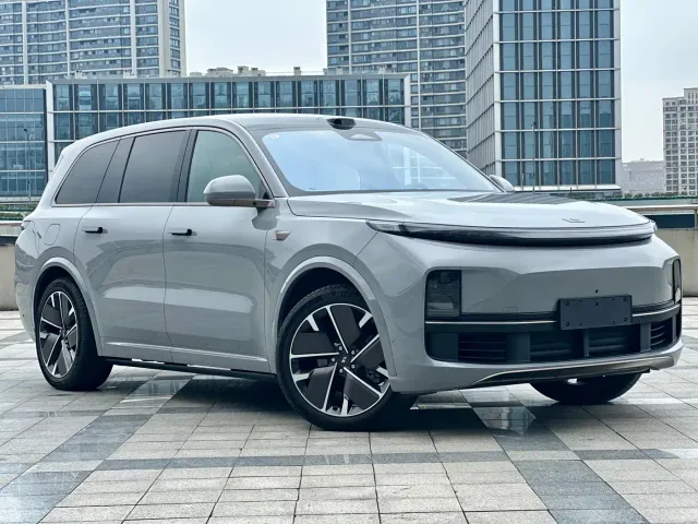 Фотография автомобиля — Li Auto L9