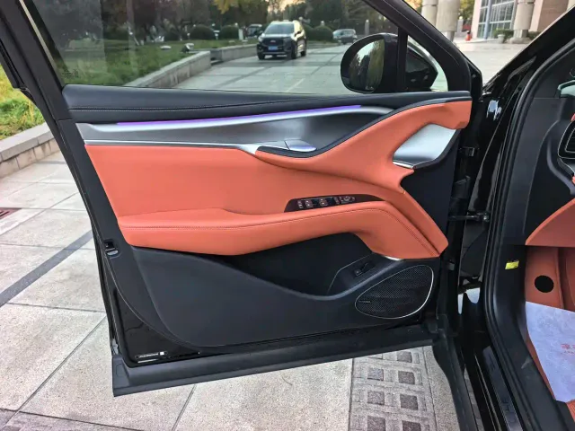 BYD Sealion 07 EV — Фото автомобиля 15