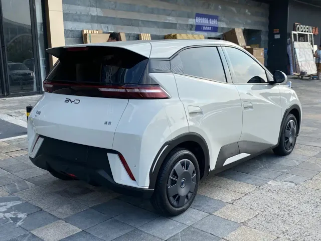 BYD Seagull — Фото автомобиля 12