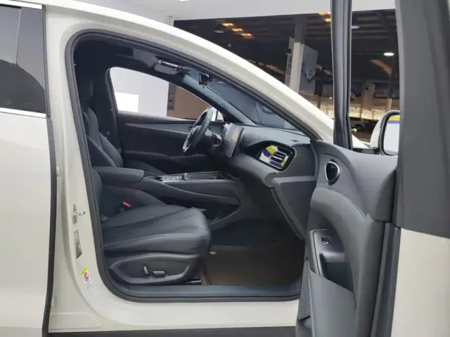 BYD Seal 06 — Фото автомобиля 8