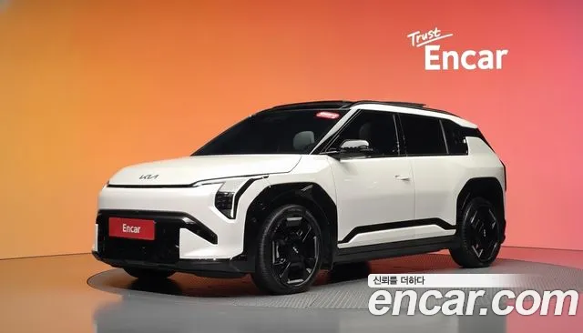 Фотография автомобиля — Kia EV3