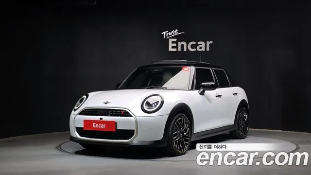Фотография автомобиля — MINI Cooper 4th Gen