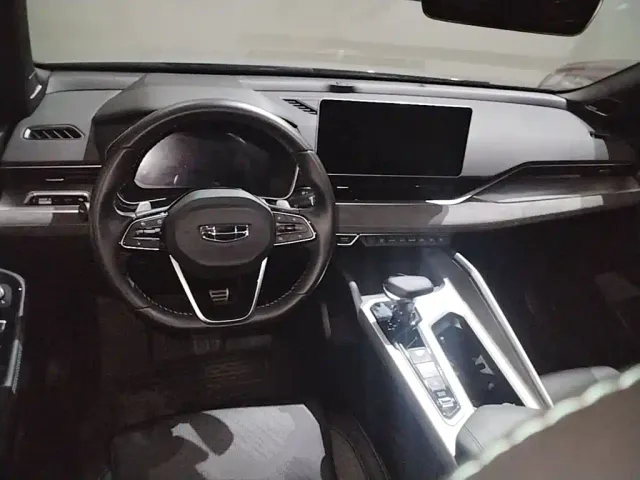 Geely Xingrui — Фото автомобиля 9