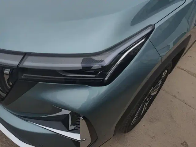 Geely Boyue L — Фото автомобиля 5