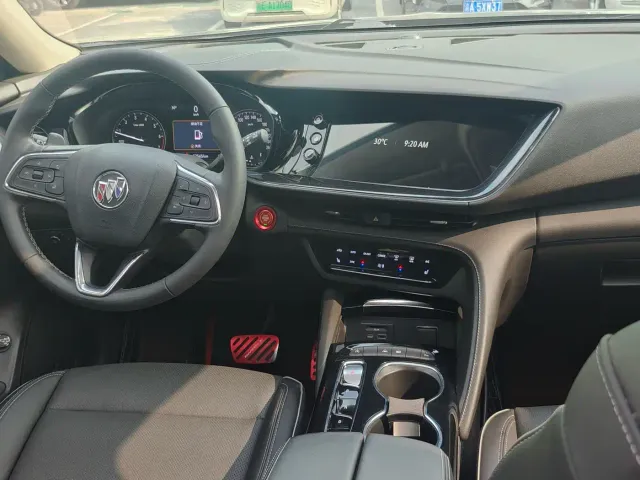 Buick Envision Plus — Фото автомобиля 9