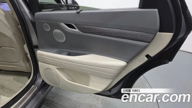 Genesis G80 Бензин 3.5 турбо AWD — Фото автомобиля 19