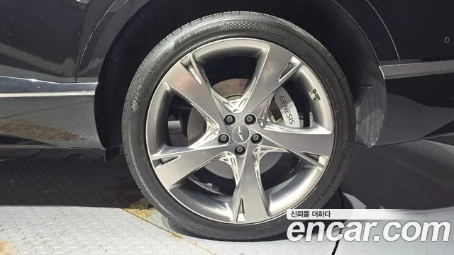 Genesis GV80 — Фото автомобиля 6