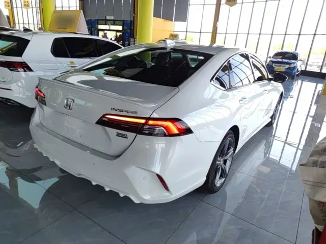 Honda Inspire — Фото автомобиля 6
