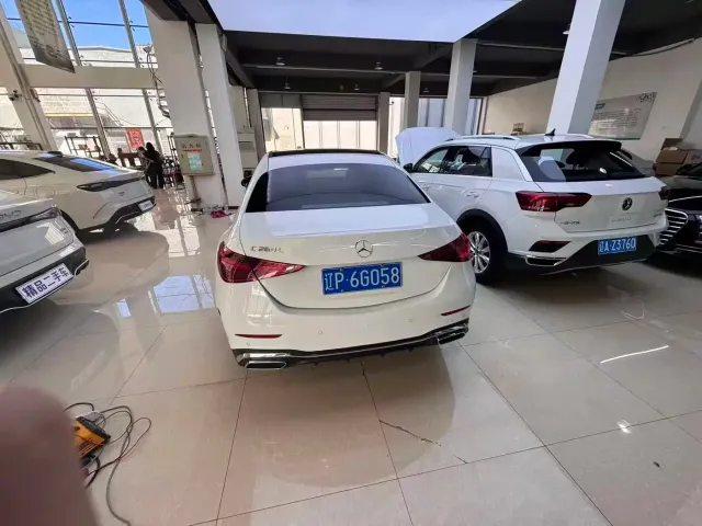 Mercedes-Benz C-Class — Фото автомобиля 5