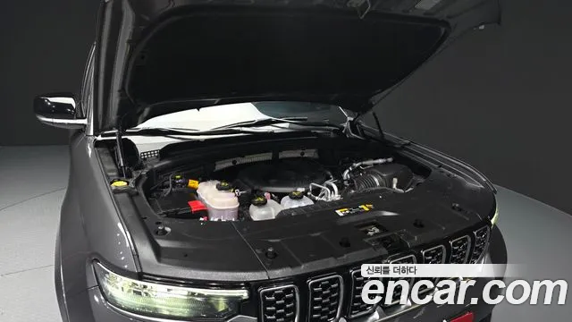 Jeep Cherokee — Фото автомобиля 6