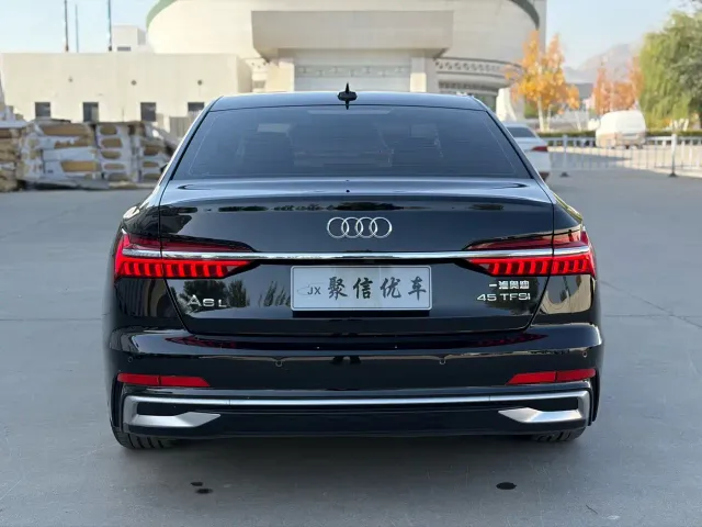 Audi A6L — Фото автомобиля 23
