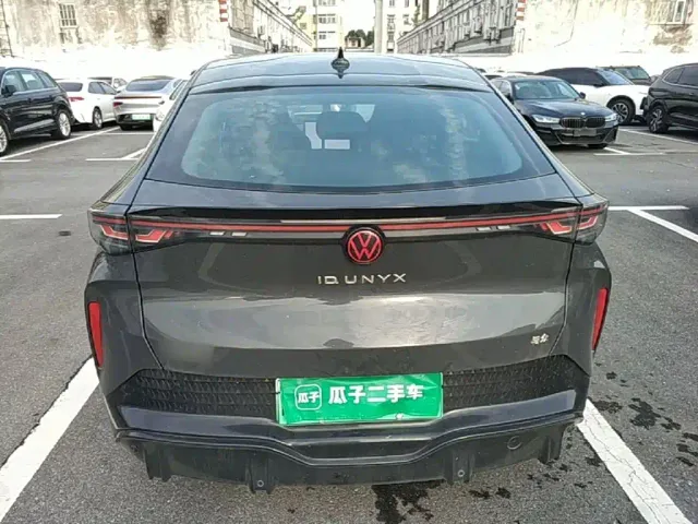 Volkswagen ID. Unyx 06 — Фото автомобиля 5