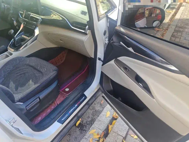 Maxus G50 — Фото автомобиля 19