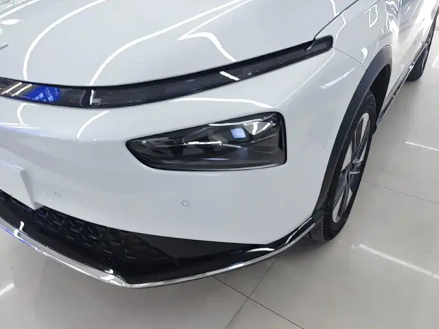 Xpeng G3 — Фото автомобиля 23