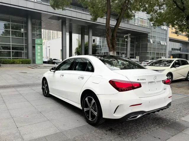 Mercedes-Benz A-Class — Фото автомобиля 8
