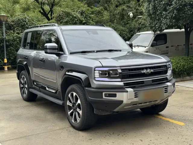 BYD FangChengBao Leopard 5 — Фото автомобиля 4