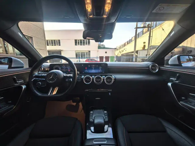 Mercedes-Benz A-Class — Фото автомобиля 12