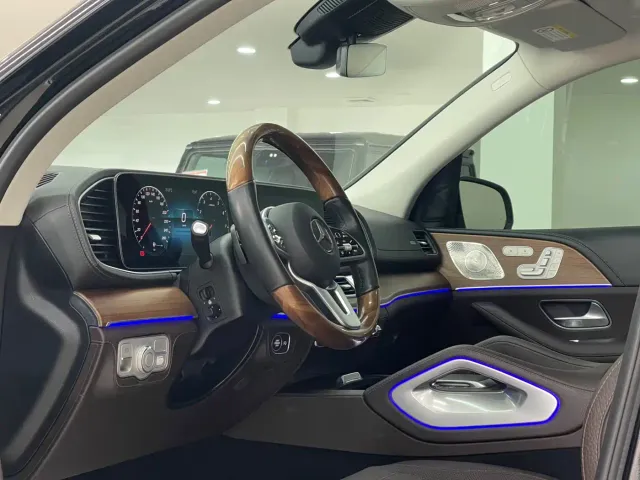 Mercedes-Benz GLS-Class — Фото автомобиля 13