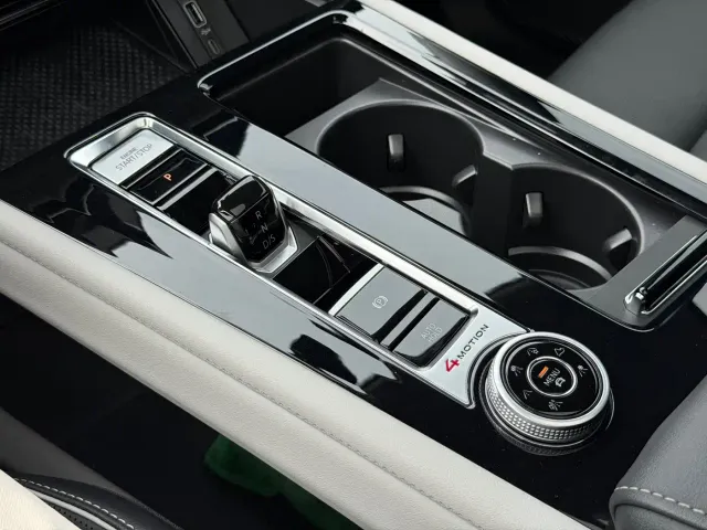 Volkswagen Teramont — Фото автомобиля 12