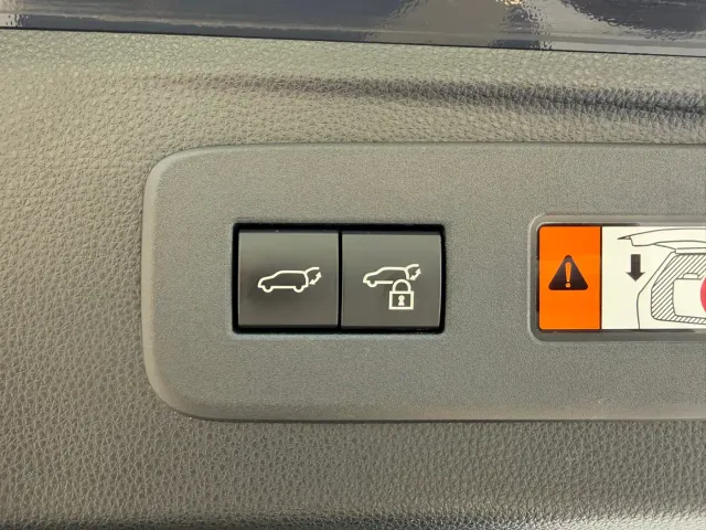 Toyota Prado — Фото автомобиля 16