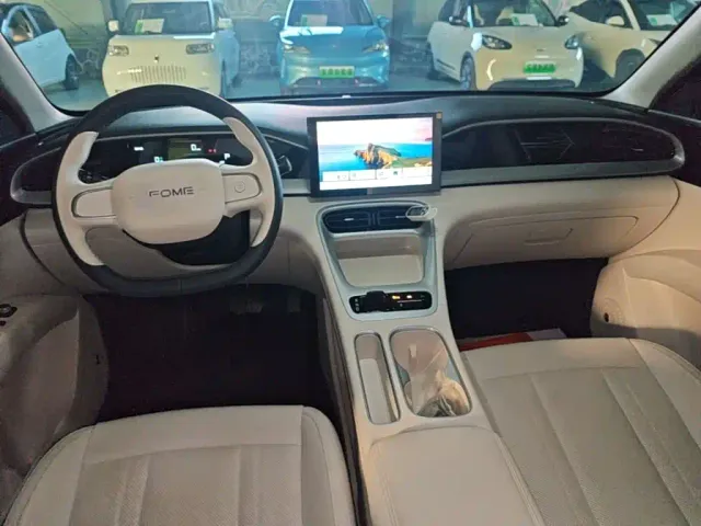 Geely Starry Wish — Фото автомобиля 9