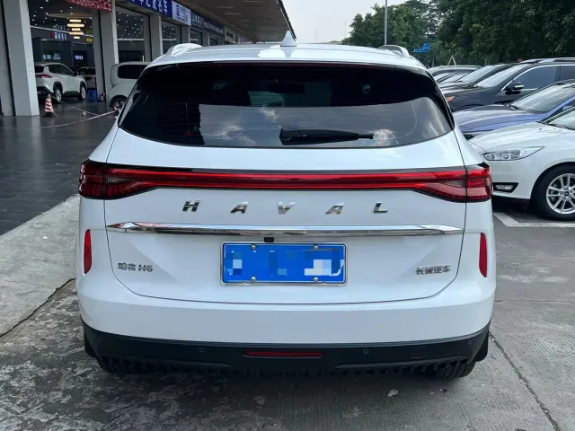 Haval H6 — Фото автомобиля 13