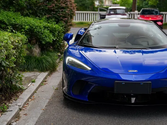 McLaren GT — Фото автомобиля 10