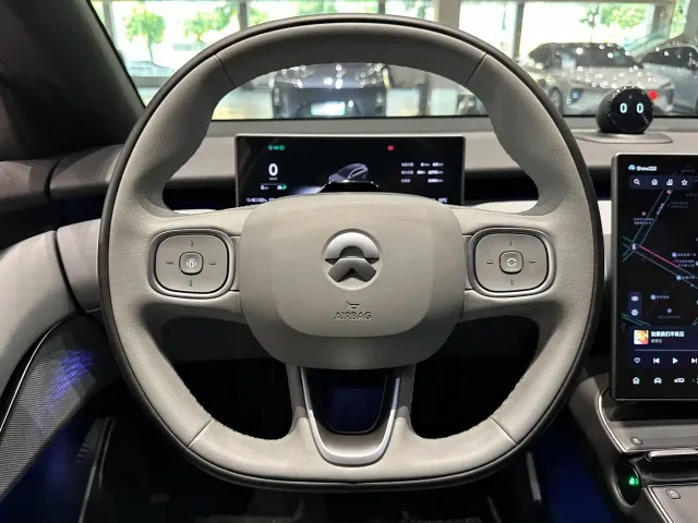Nio ET5 Touring — Фото автомобиля 16