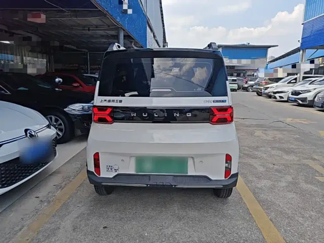 Wuling Hongguang Mini EV — Фото автомобиля 5