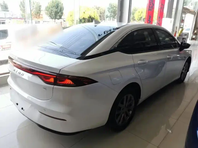 GAC Aion S — Фото автомобиля 6
