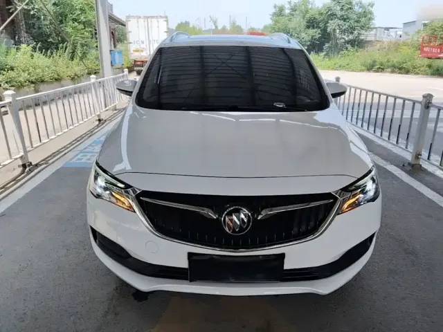 Buick Buick GL6 2021 323T Mild Hybrid Connected Luxury — Фото автомобиля 2