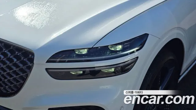 Genesis GV70 — Фото автомобиля 7