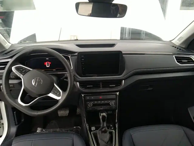 Volkswagen Tharu — Фото автомобиля 9