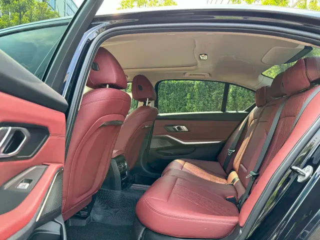 BMW i3 — Фото автомобиля 17
