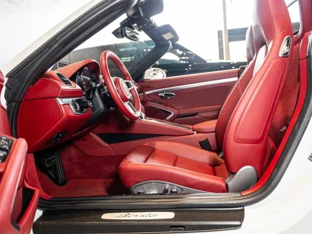 Porsche 718 — Фото автомобиля 7
