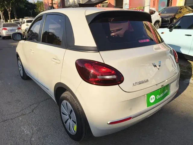 Wuling Bingo — Фото автомобиля 4